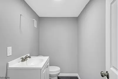 2617 Grasselli Ave, Linden, NJ 07036 - Photo 10