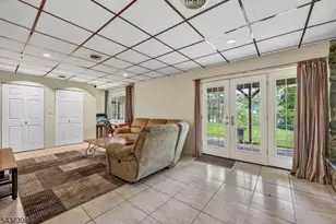 42 Goldfinch Ln, West Milford Twp., NJ 07421 - Photo 22