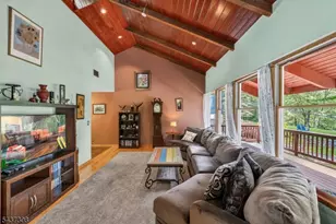 42 Goldfinch Ln, West Milford Twp., NJ 07421 - Photo 28