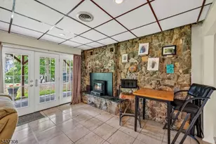 42 Goldfinch Ln, West Milford Twp., NJ 07421 - Photo 6