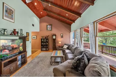 42 Goldfinch Ln, West Milford Twp., NJ 07421 - Photo 24