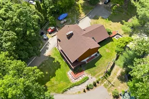 42 Goldfinch Ln, West Milford Twp., NJ 07421 - Photo 2