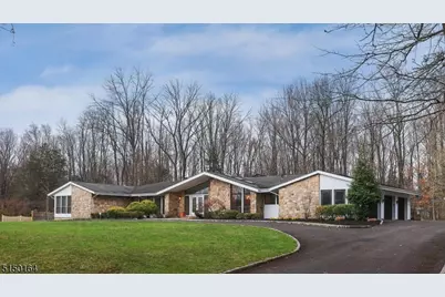 24 William Penn Rd, Warren Township, NJ 07059 - Photo 2