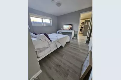 15 Dell Glen Ave, Lodi, NJ 07644 - Photo 6