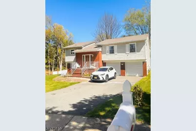 7 Doremus Dr, Parsippany, NJ 07054 - Photo 2
