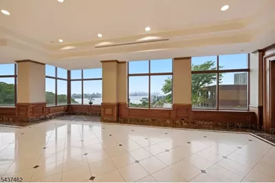 100 Old Palisade Rd #1613, Fort Lee, NJ 07024 - Photo 6