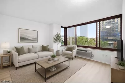 100 Old Palisade Rd #1613, Fort Lee, NJ 07024 - Photo 16