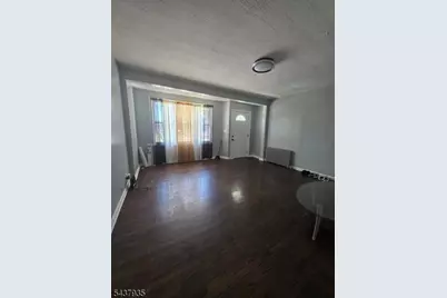 126 Smith St, Elizabeth, NJ 07201 - Photo 4