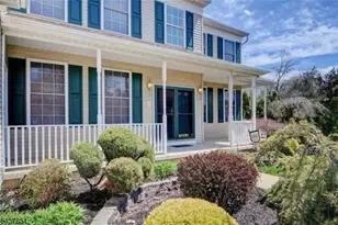 34 Margaret Dr, Franklin Township, NJ 08873 - Photo 2