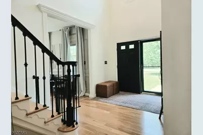 34 Margaret Dr, Franklin Township, NJ 08873 - Photo 4