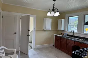 179 Laurel Ave, Irvington, NJ 07111 - Photo 4
