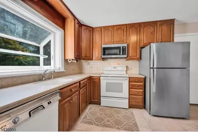 36 Cloverhill Dr, Califon, NJ 07830 - Photo 16
