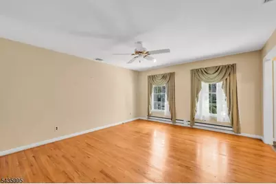 36 Cloverhill Dr, Califon, NJ 07830 - Photo 10