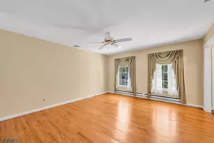 36 Cloverhill Dr, Califon, NJ 07830 - Photo 10