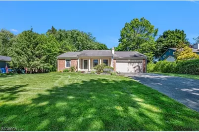 36 Cloverhill Dr, Califon, NJ 07830 - Photo 2