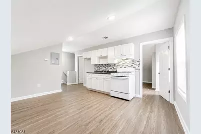 37 12th Ave #3, Paterson, NJ 07501 - Photo 2