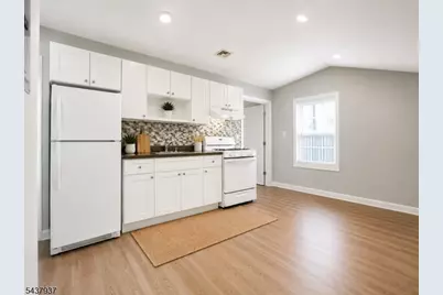 37 12th Ave #3, Paterson, NJ 07501 - Photo 4