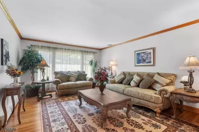 36 Underwood Rd, Montville Township, NJ 07045 - Photo 12