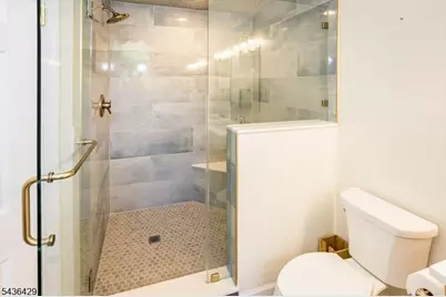 35 Lenox Ct, Montville Township, NJ 07045 - Photo 24