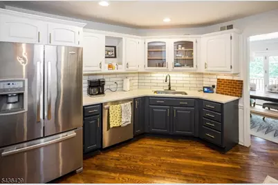 35 Lenox Ct, Montville Township, NJ 07045 - Photo 10