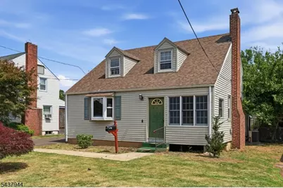 641 Greenbrook Rd, North Plainfield, NJ 07063 - Photo 2