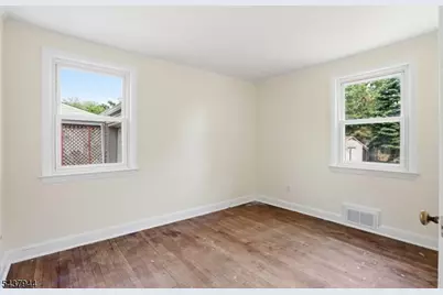 641 Greenbrook Rd, North Plainfield, NJ 07063 - Photo 18