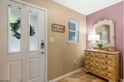 198 Crestview Rd, Bridgewater, NJ 08807 - Photo 4