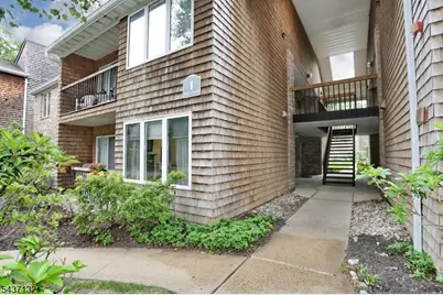 1 Tulip Cres #1A, Little Falls Township, NJ 07424 - Photo 4