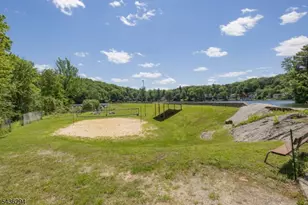 39 Broadway, West Milford, NJ 07480 - Photo 44