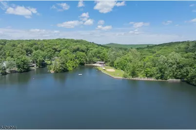 39 Broadway, West Milford, NJ 07480 - Photo 46