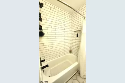 18 Roslyn Rd, Frankford Township, NJ 07826 - Photo 30