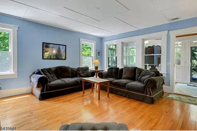 331 Chestnut St, Long Hill Township, NJ 07980 - Photo 6