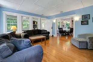 331 Chestnut St, Long Hill Township, NJ 07980 - Photo 4