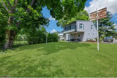 21 Butler Pl, Wanaque, NJ 07420 - Photo 22