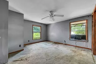 21 Butler Pl, Wanaque, NJ 07420 - Photo 16