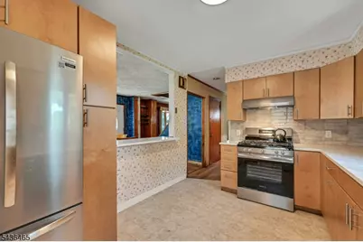 21 Butler Pl, Wanaque, NJ 07420 - Photo 6