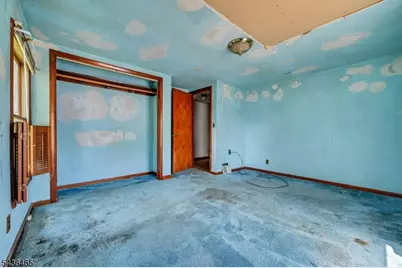 21 Butler Pl, Wanaque, NJ 07420 - Photo 12