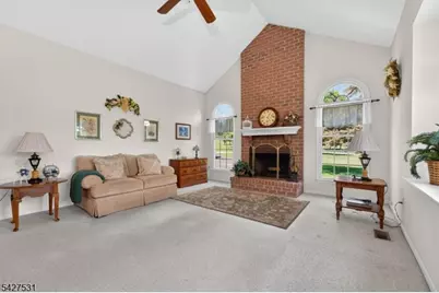 21 Surry Lane, Franklin Township, NJ 08802 - Photo 8