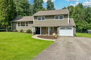24 Westgate Dr, Sparta Township, NJ 07871 - Photo 2