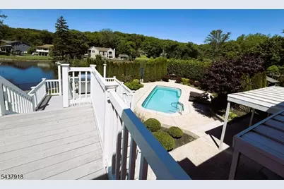 207 High Crest Dr, West Milford, NJ 07480 - Photo 18