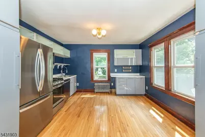 411 Berkeley Ave, Bloomfield, NJ 07003 - Photo 14