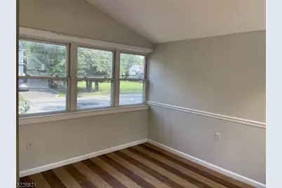 9 Royal Ave, Livingston, NJ 07039 - Photo 8