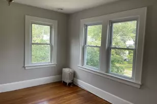 9 Royal Ave, Livingston, NJ 07039 - Photo 10