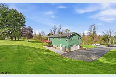 11 Davis Ter, Andover Township, NJ 07860 - Photo 22