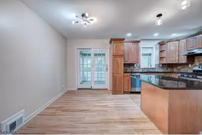 9 Park Dr, Livingston, NJ 07039 - Photo 8