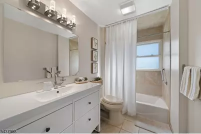 119 Rutgers Pl, Clifton, NJ 07013 - Photo 12