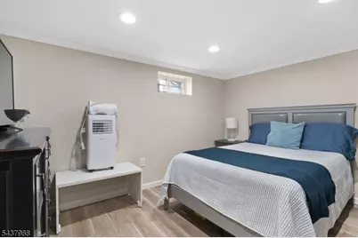 119 Rutgers Pl, Clifton, NJ 07013 - Photo 18