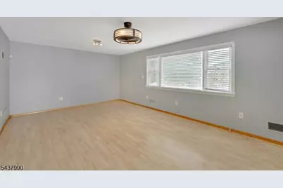 451 Chestnut St, Nutley, NJ 07110 - Photo 14