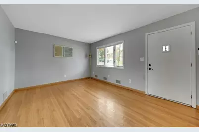 451 Chestnut St, Nutley, NJ 07110 - Photo 4