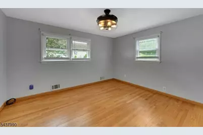 451 Chestnut St, Nutley, NJ 07110 - Photo 16